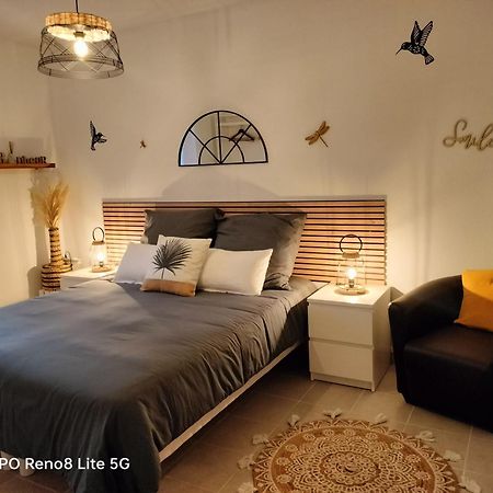 Eden En Luberon Apartamento Roussillon en Isere Exterior foto
