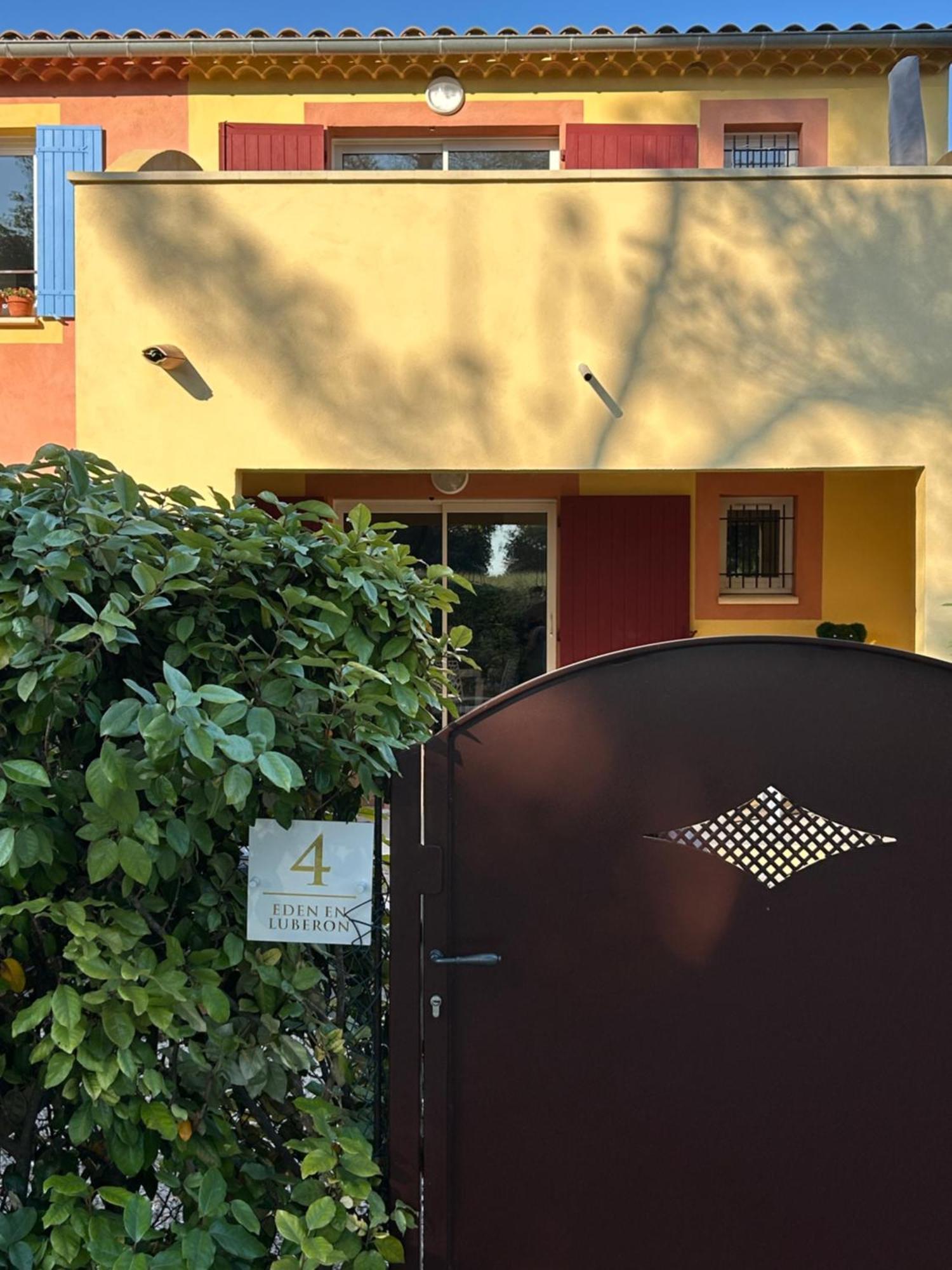 Eden En Luberon Apartamento Roussillon en Isere Exterior foto