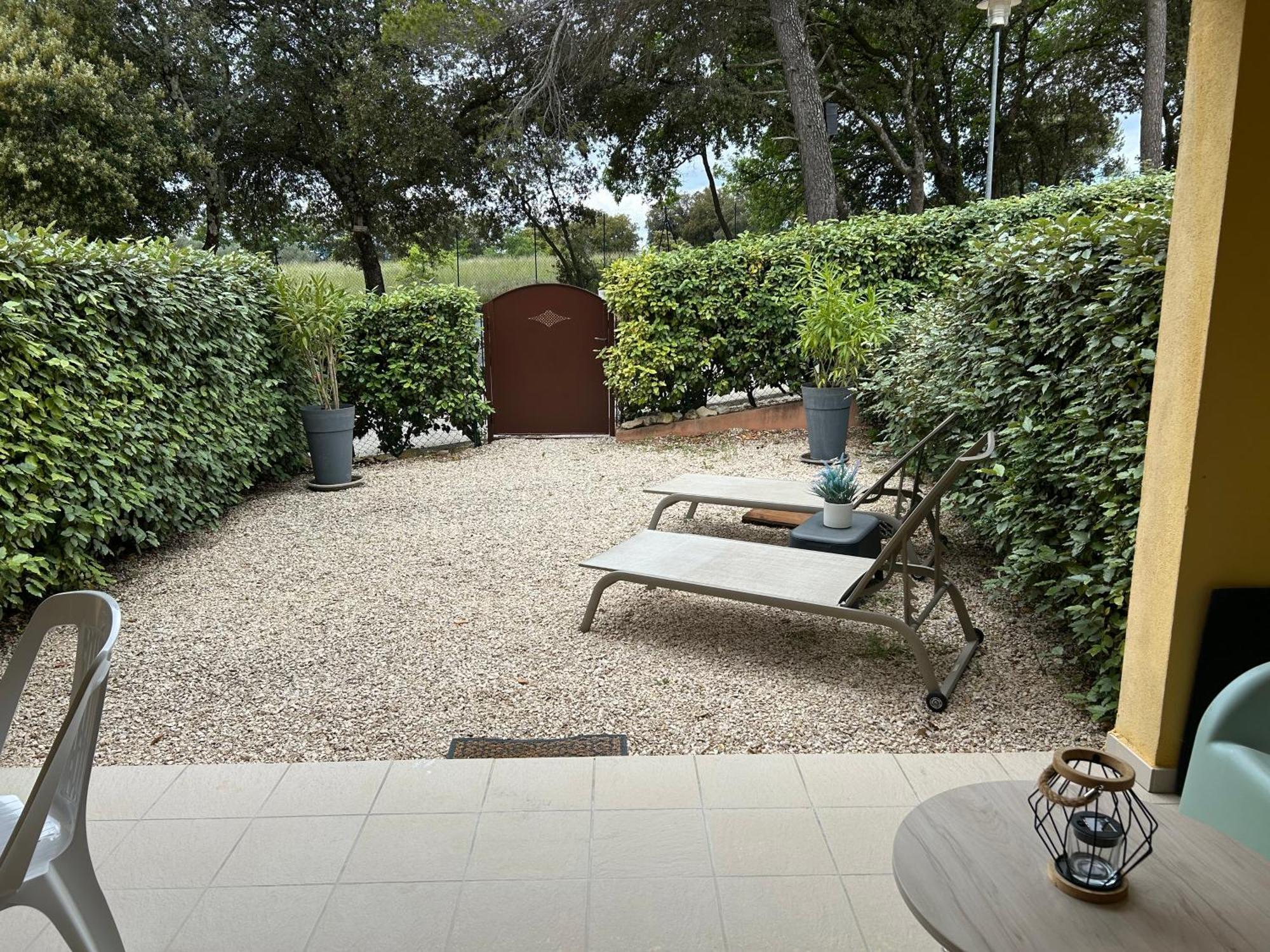Eden En Luberon Apartamento Roussillon en Isere Exterior foto